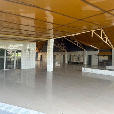 Funworld Plaza Hotel Nadi Exteriör bild